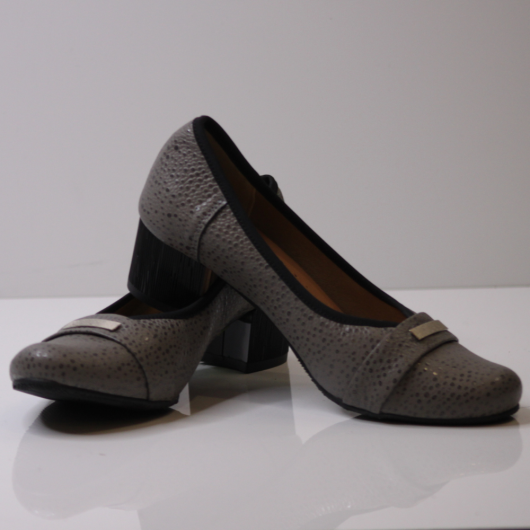 Szare czółenka skórzane Jaromin