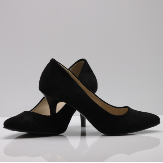 Czarne zamszowe czółenka Krzyś-But z wkładką comfort