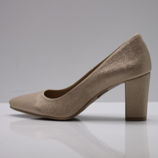 Czółenka Krzyś-But platynowe na słupku