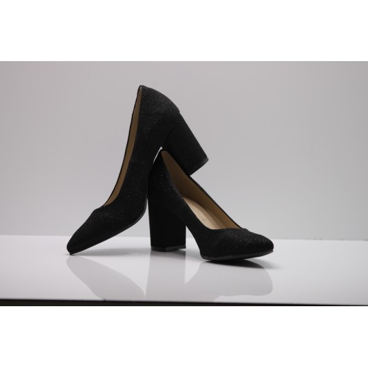 Czólenka Damskie Krzyś-But czarne na słupku