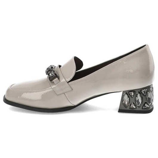 Lakierowane skórzane półbuty damskie S-Barski