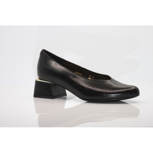 Czółenka damskie skórzane Sala na niskim obcasie