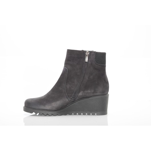 Sztyblety skórzane na koturnie Jaromin