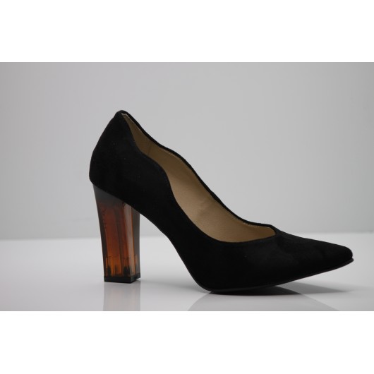 Eleganckie czółenka damskie zamszowe czarne na słupku Krzyś-but