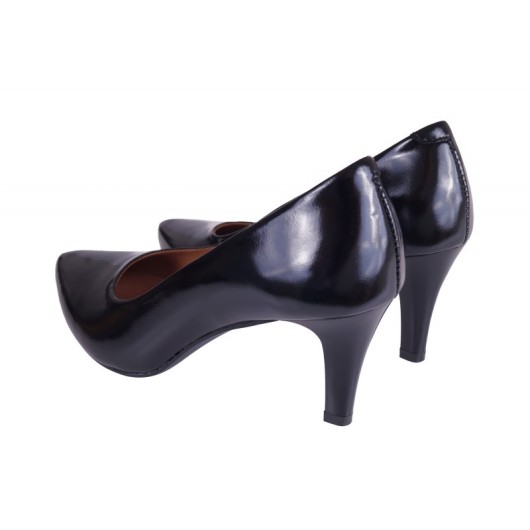 Klasyczne czarne czółenka damskie skórzane Wielbut na szpilce