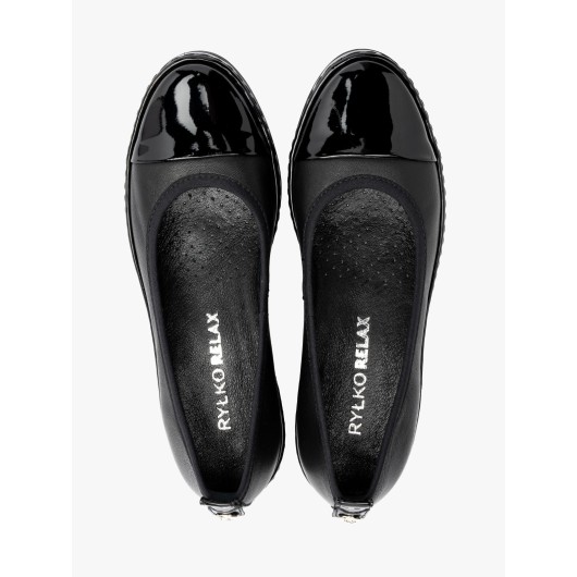 Skórzan czółenka damskie czarne z lakierowanym noskiem Ryłko