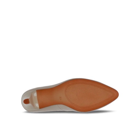 Szpilki skórzane beżowe Caprice