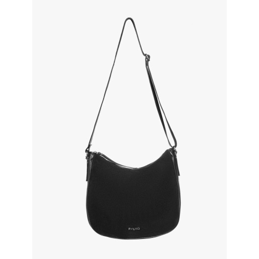 Czarna skórzana listonoszka średniej wielkości na pasku z logotypem Ryłko