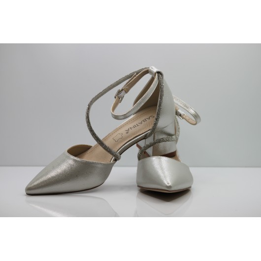 Buty wizytowe damskie Sabatina srebrne