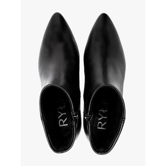 Czarne botki skórzane Ryłko na szpilce z noskiem w szpic