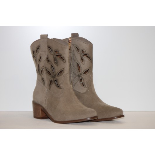 Botki damskie ażurowe Cappucino welur LEWSKI