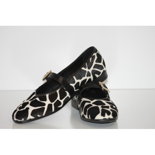 Baleriny skórzane CheBello biało-czarne z ozdobą