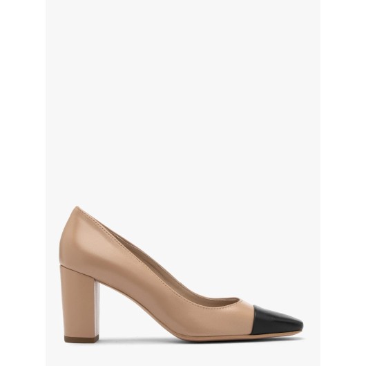 Beżowe czółenka skórzane Ryłko z czarnym noskiem na słupkowym obcasie