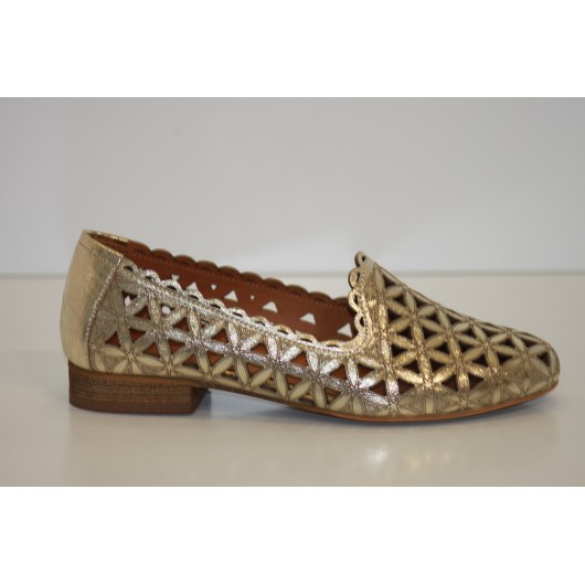 Mokasyny damskie skórzane ażurowe złote