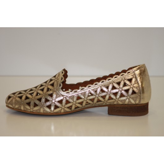 Mokasyny damskie skórzane ażurowe złote