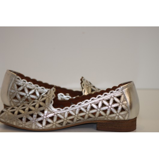 Mokasyny damskie srebrne skórzane ażurowe