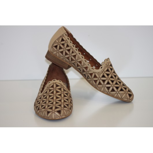Mokasyny damskie ażurowe beżowe skóra