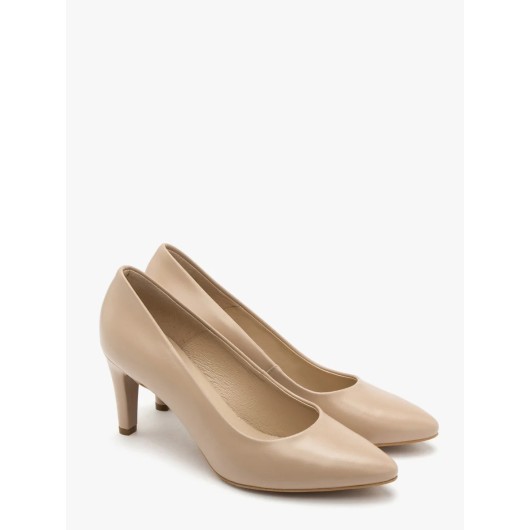 Beżowe skórzane czółenka Ryłko na szpilce
