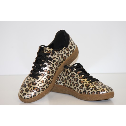 Sneakersy skórzane w panterkę Kampa