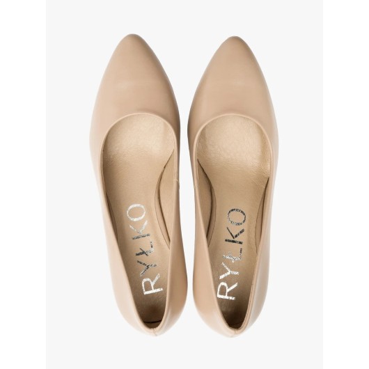 Beżowe skórzane czółenka Ryłko na szpilce