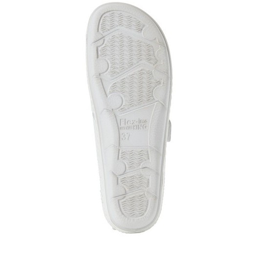 Białe klapki skórzane Marco Tozzi