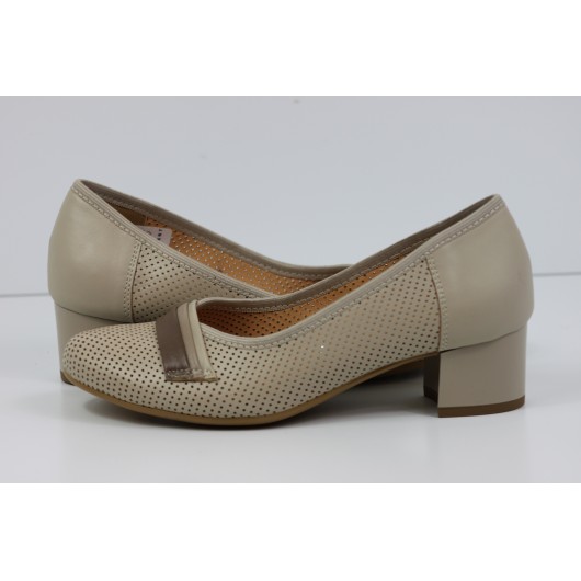 Półbuty damskie skórzane Galant beżiowe na niskim obcasie