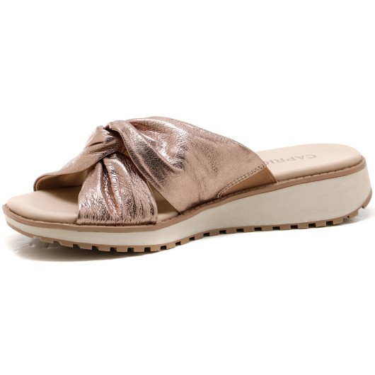 Klapki damskie na koturnie skórzane eleganckie Caprice taupe metallic