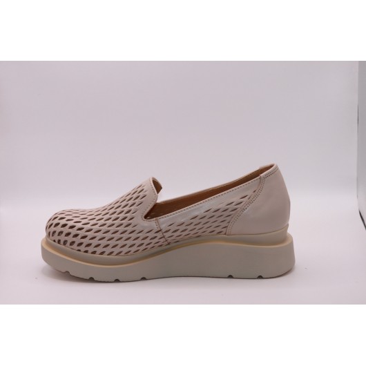 Półbuty damskie skórzane ażurowe Brodacz 7790 Capucino