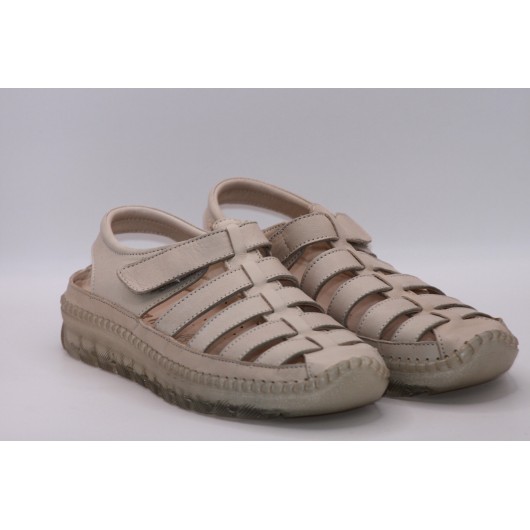 Sandałki kryte beżowe skórzane Loretta Vitale Es/106