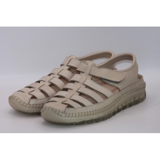 Sandałki kryte beżowe skórzane Loretta Vitale Es/106