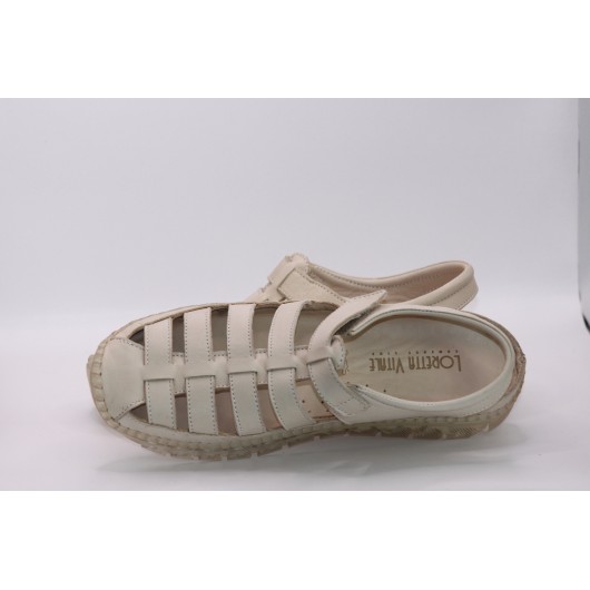 Sandałki kryte beżowe skórzane Loretta Vitale Es/106