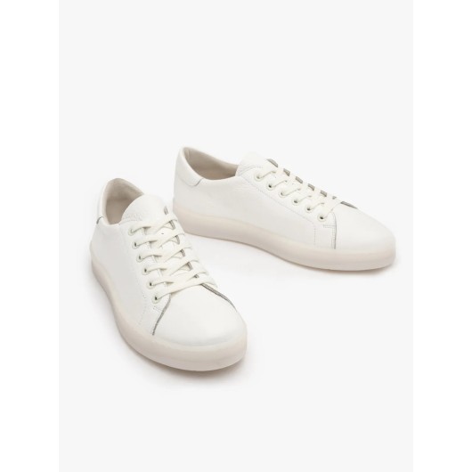Białe półbuty Ryłko sportowe na płaskim spodzie