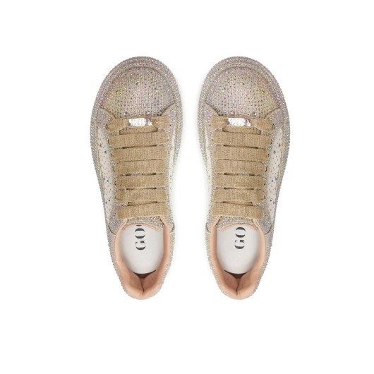 Sneakersy cyrkoniami GOE