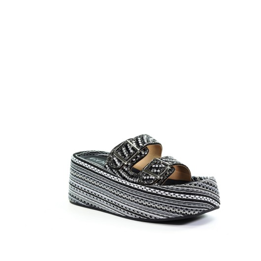 Damskie klapki czarne GOE RR2N4263