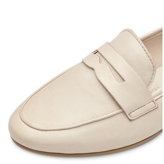 Wygodne mokasyny beżowe Marco Tozzi 2-24218-42