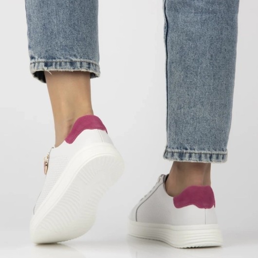 Skórzane sneakersy Filippo DP6860/25 WH FH białe