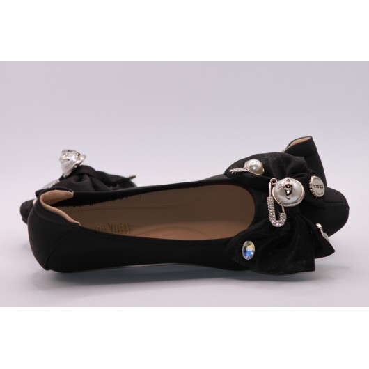 Loretta Vitale  Balerina skórzana z piękną ozdobą czarna