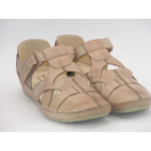 Półbuty skorzane beżowe firmy ButBal bardzo wygodne