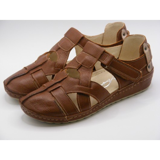 Sandałki damskie skórzane But-Bal brązowe