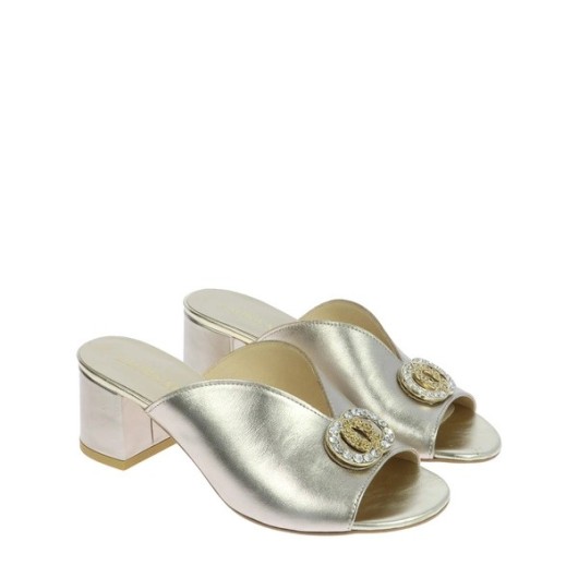 Złote klapki na klocku z ozdobą Laura Messi2714