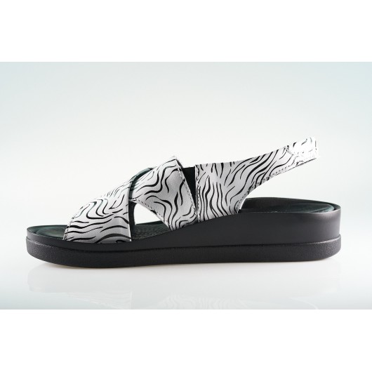 Sandałki skórzane Brodacz7040 kolor biała zebra