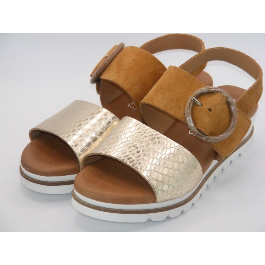 Sandałki damskie na niskiej koturnie El.Pimpi