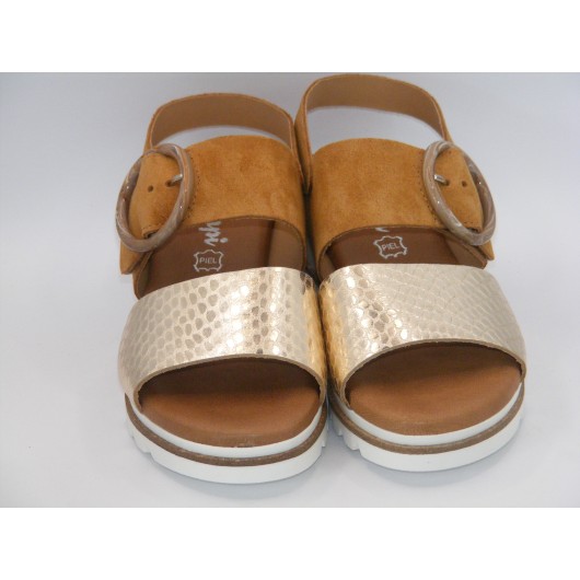 Sandałki damskie na niskiej koturnie El.Pimpi