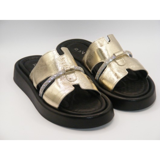 Klapki damskie skórzane Ravini na platformie złote