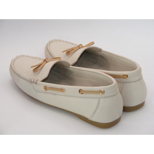 Damskie skórzane wygodne mokasyny Ravini beżowe