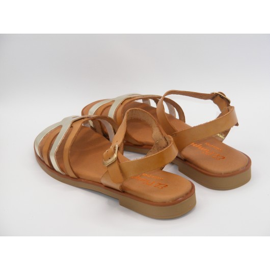 Brązowe skórzane sandały El Pimpi – hiszpańskie, płaskie i wygodne