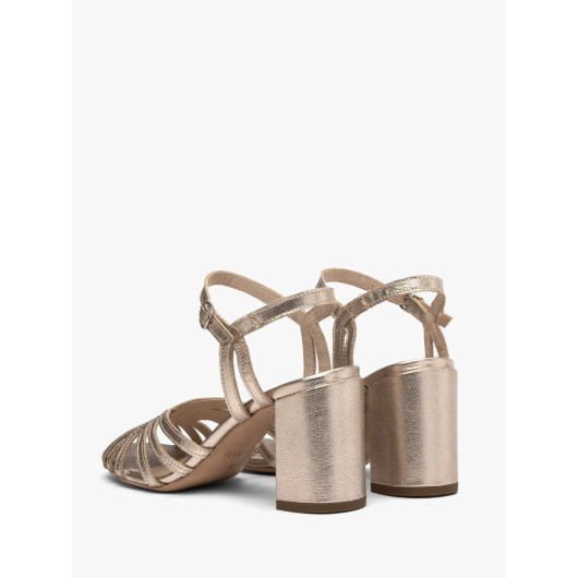 Sandałki wizytowe Ryłko 7NG26 platynowe – elegancja i komfort w jednym