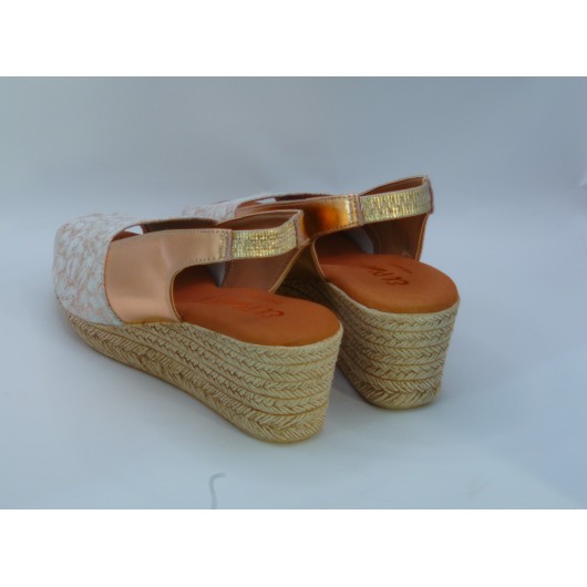 El Pimpi – Hiszpańskie sandałki na koturnie  Skóra naturalna