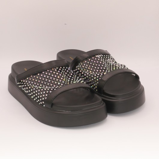 Czarne klapki damskie D&A z siatki na platformie – styl, wygoda i przewiewność na lato