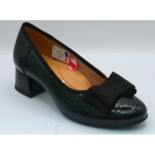 Czółenka damskie czarne skórzane z kokardą Galant 4011